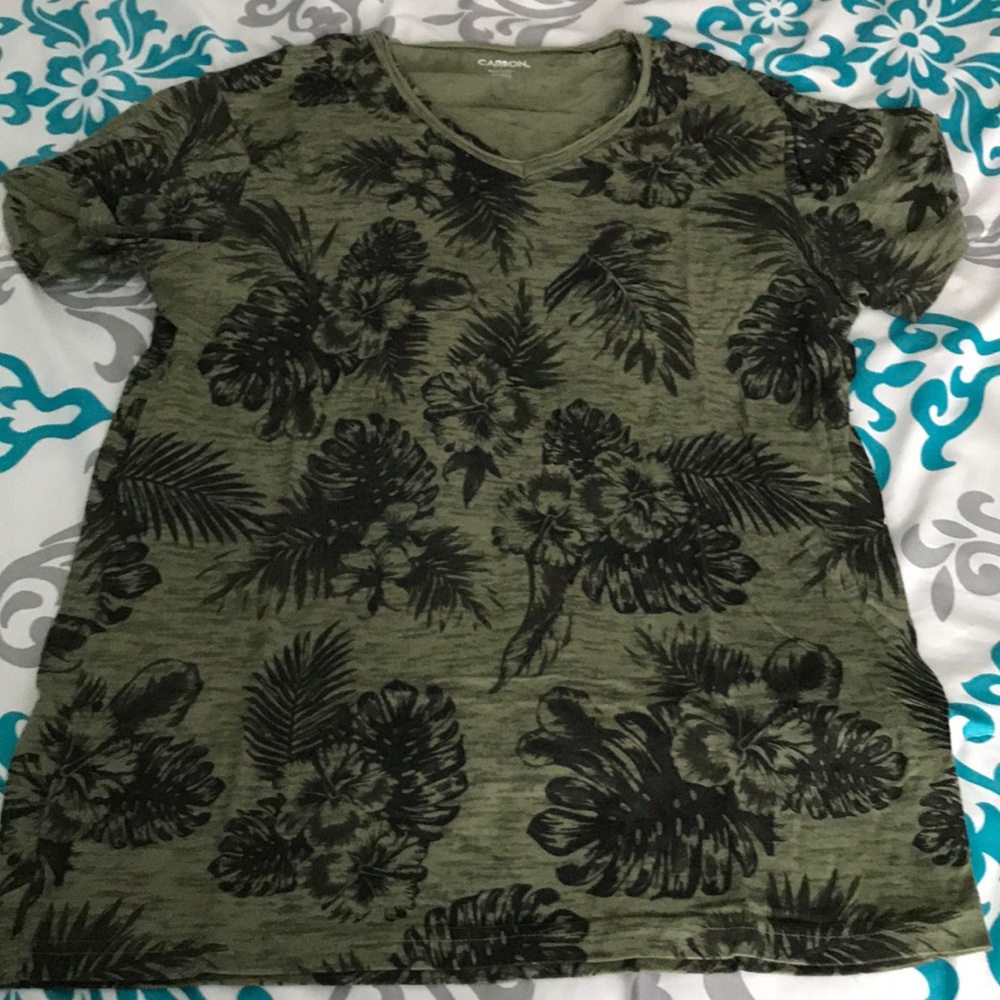 Carbon short sleeve shirt size small men